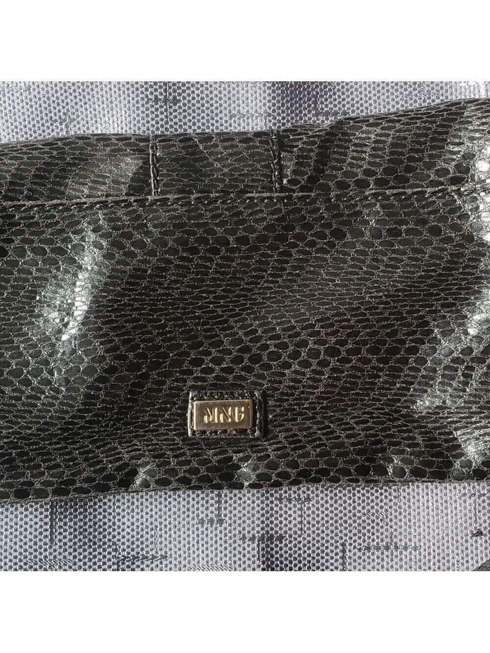 Black Leather Wristlet - Picture 4 of 5